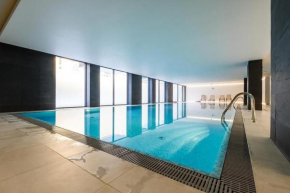 Apartments with swimming pool and gym